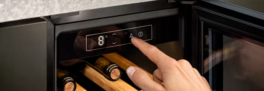 Винные шкафы Neff — точная температура и безупречный уход за коллекцией напитков